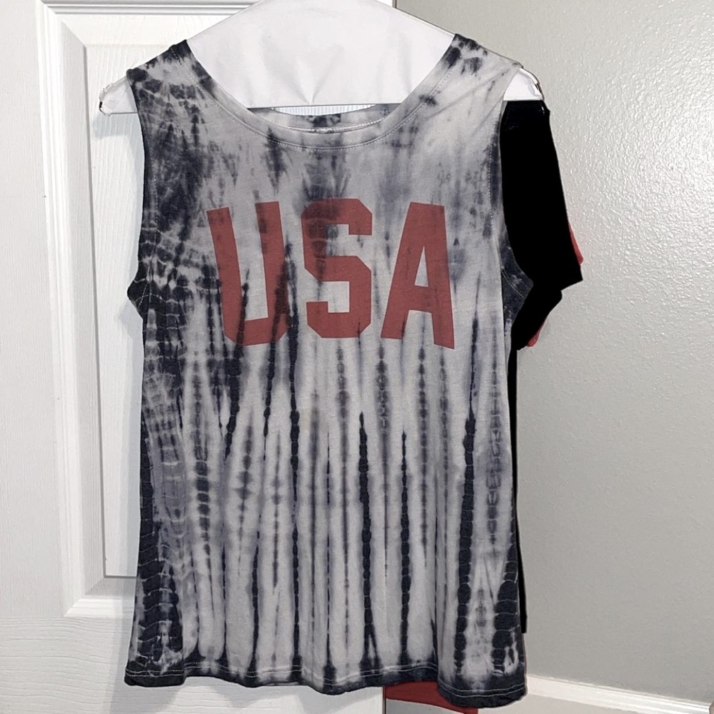 USA tank top. Perfect for 4th of July!!! ❤️🤍💙